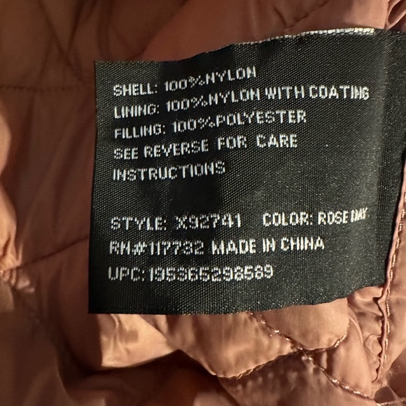 ⭐️SOLD ⭐️Womens 100% Nylon Quilted Jacket Size L Rose Colored - Picture 9 of 9